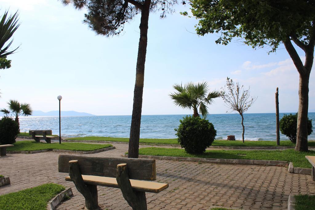 غوزيلْتْشاملِ Samos Apart Pension الغرفة الصورة